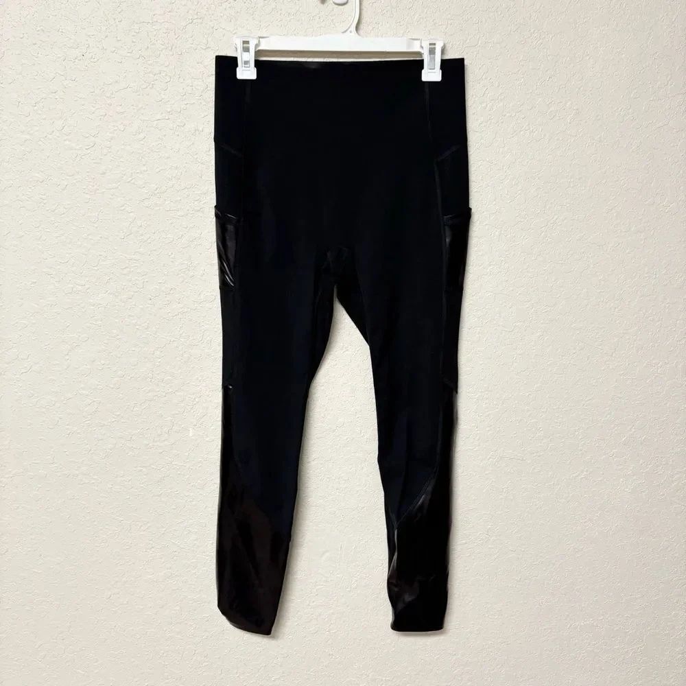 Spanx Leggings Pants Every Wear Gloss Pockets Black Athleisure Active Size M